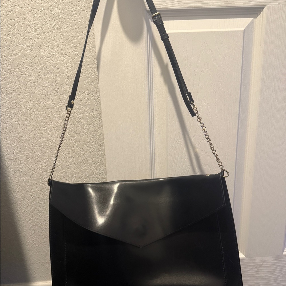 Elegant Black Shoulder Bag